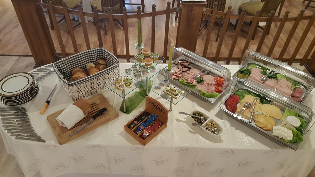 Hotel Bristol Tarnów Dış mekan fotoğraf