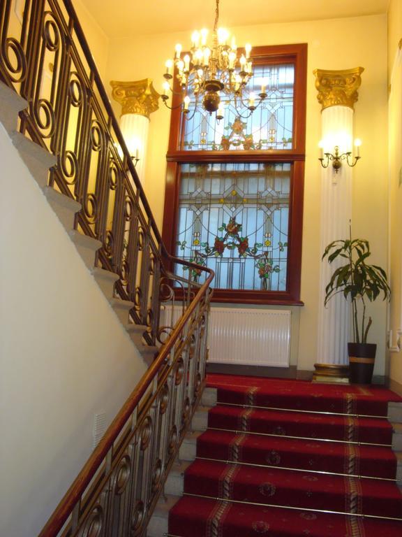 Hotel Bristol Tarnów Dış mekan fotoğraf