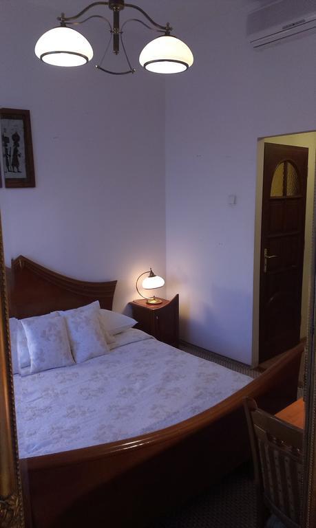 Hotel Bristol Tarnów Oda fotoğraf