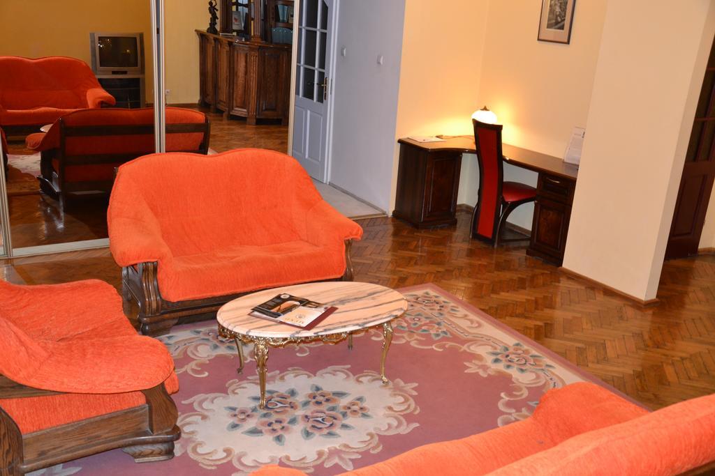 Hotel Bristol Tarnów Dış mekan fotoğraf