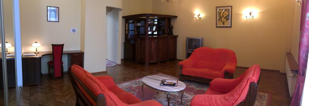 Hotel Bristol Tarnów Dış mekan fotoğraf