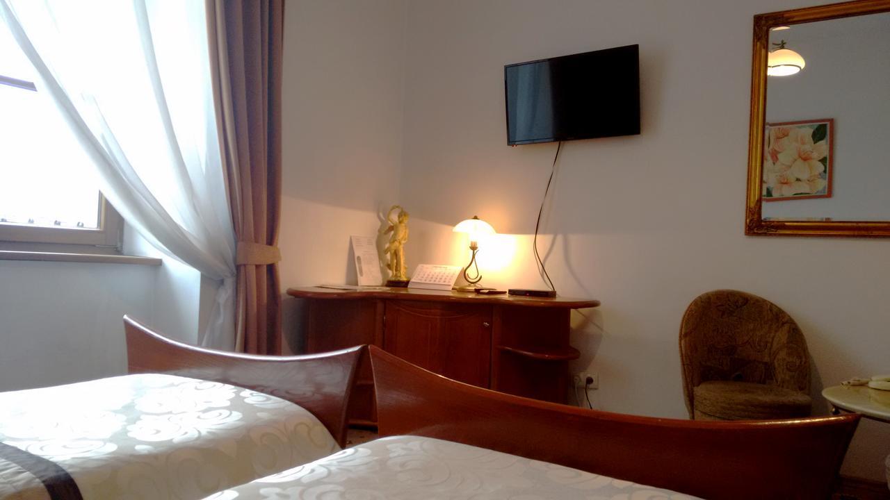Hotel Bristol Tarnów Dış mekan fotoğraf